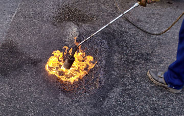 Low Lorton flat roofing repairs